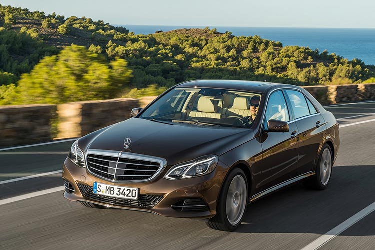 Mercedes-Benz-E-Class-2014-1600-1e.jpg