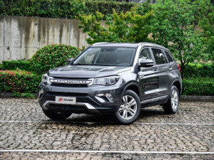 長安汽車 長安CS75 2017款 尚酷版 1.5T 自動鋒領型