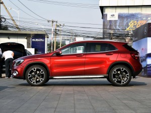 北京奔馳 奔馳GLA 2017款 GLA 220 4MATIC 豪華型