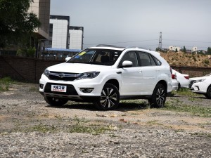 比亞迪 比亞迪S7 2017款 2.0T 自動尊榮型