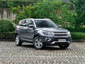 長(zhǎng)安汽車 長(zhǎng)安CS75 2017款 尚酷版 1.5T 自動(dòng)鋒領(lǐng)型