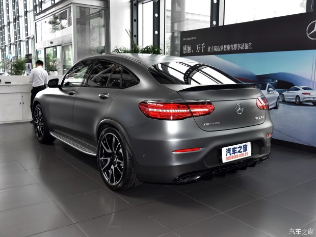 梅賽德斯-AMG 奔馳GLC AMG 2017款 AMG GLC 43 4MATIC Coupe 特別版