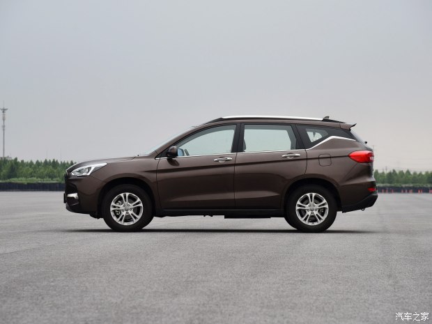 長城汽車 哈弗M6 2017款 1.5T 自動兩驅尊貴型