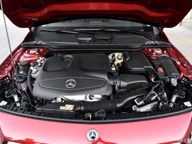 北京奔馳 奔馳GLA 2017款 GLA 220 4MATIC 豪華型