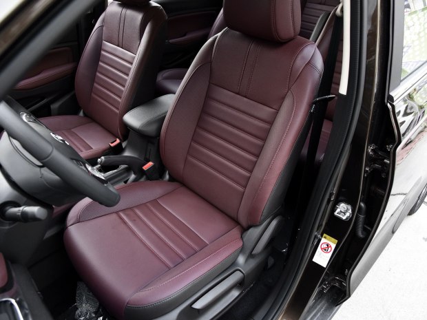 長安汽車 凌軒 2017款 1.5T 手動基本型